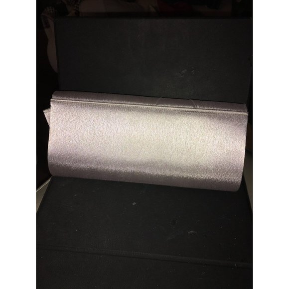 Simply Sophisticated Silver Satin with Bold Beautiful Bow Mini Formal Purse Hand - Picture 4 of 7